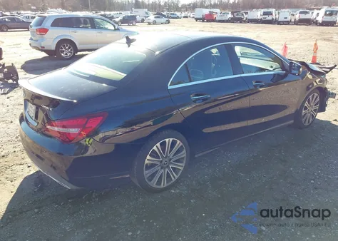 2018 Mercedes-Benz Cla 250 4Matic z USA, uszkodzony, nr VIN WDDSJ4GB1JN529603